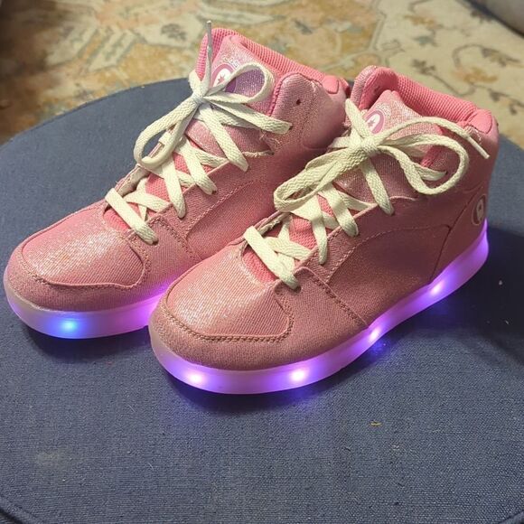 Fuscia Rechargeable Color Changing Light Up LED pink sparkle Hi top, dance shoe - Picture 1 of 12